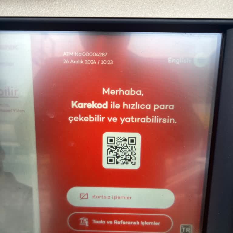 ATM'de Sıkışan Para Sorunu Ve Müşteri Hizmetleri Yanıtı