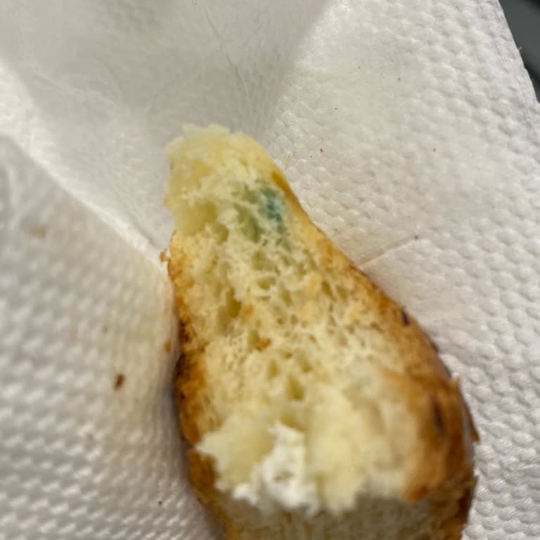 Kalyon Fırın Poğaçada Beklenmedik Gıda Boyası Sorunu