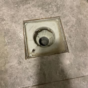 Temizlik Görevlilerinin Davranışları Ve Hijyen Sorunu