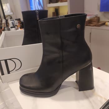 Yarım Saatte Eriyen Çizme Kabusu