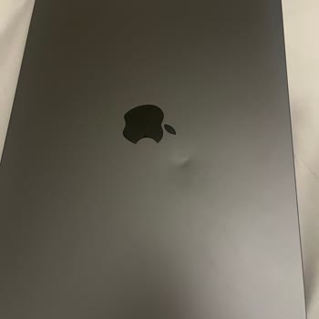 Uçuş Sonrası Macbook Pro Hasarı