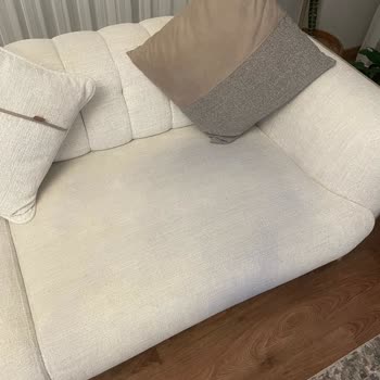 İstikbal Koltukta Kıyafet Boyası Sorunu Ve Yetersiz Servis