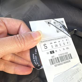 Yanlış Beden Ve İade Sorunu: Zara'dan Hayal Kırıklığı