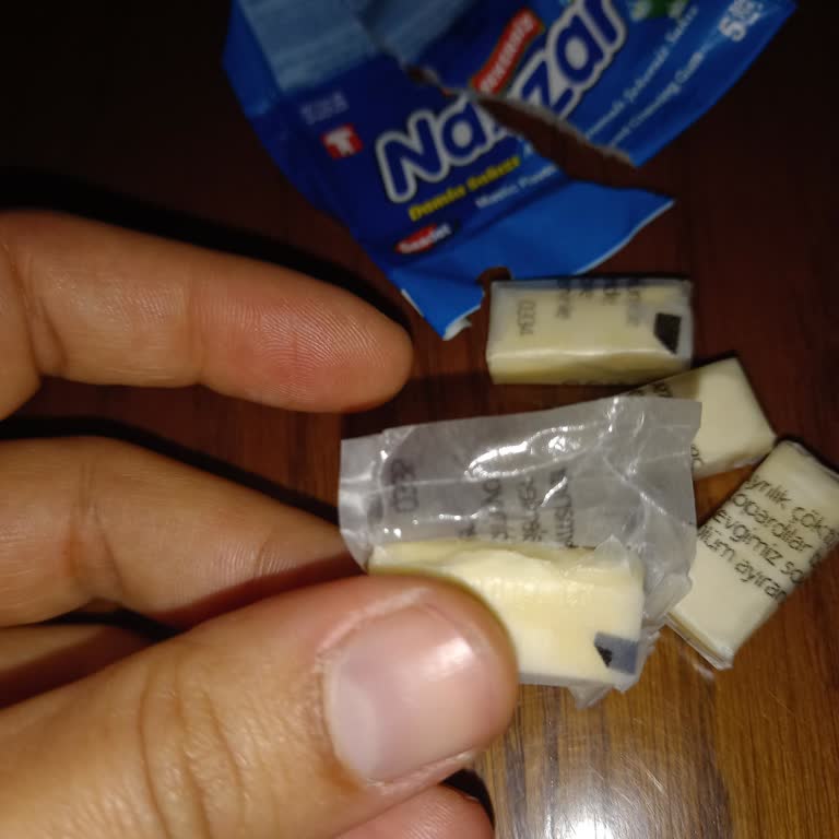 Hakmar'dan Aldığım Sakızda Gariplik