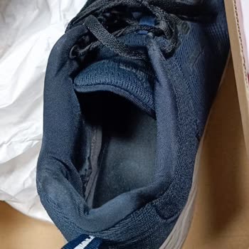 Boyner'den Sipariş Edilen Reebok Yerine Yırtık Lumberjack Şoku