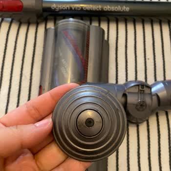 Dyson V15 Süpürge Tekerlek Sorunu Ve Müşteri Hizmetleri Ulaşım Problemi