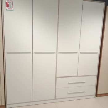 Teslimat Gecikmesi Ve İletişim Sorunu