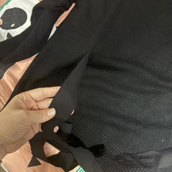 Yanlış Beden Ve Kötü Dikişlerle Gelen Ürün