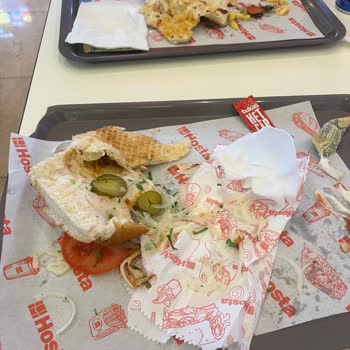 Bozuk Tavuk Ve Kötü Hizmet Deneyimi