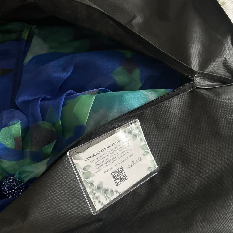 Yanlış Beden Elbise Ve İade Sorunu