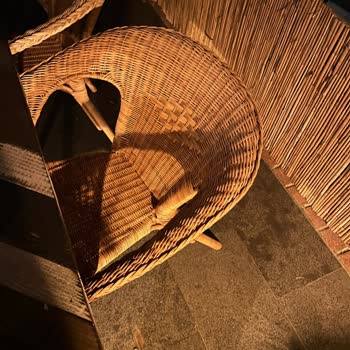 Agen Bambu Sandalyelerin Dayanıksızlığı Ve IKEA'nın Yetersiz Çözüm Yanıtı