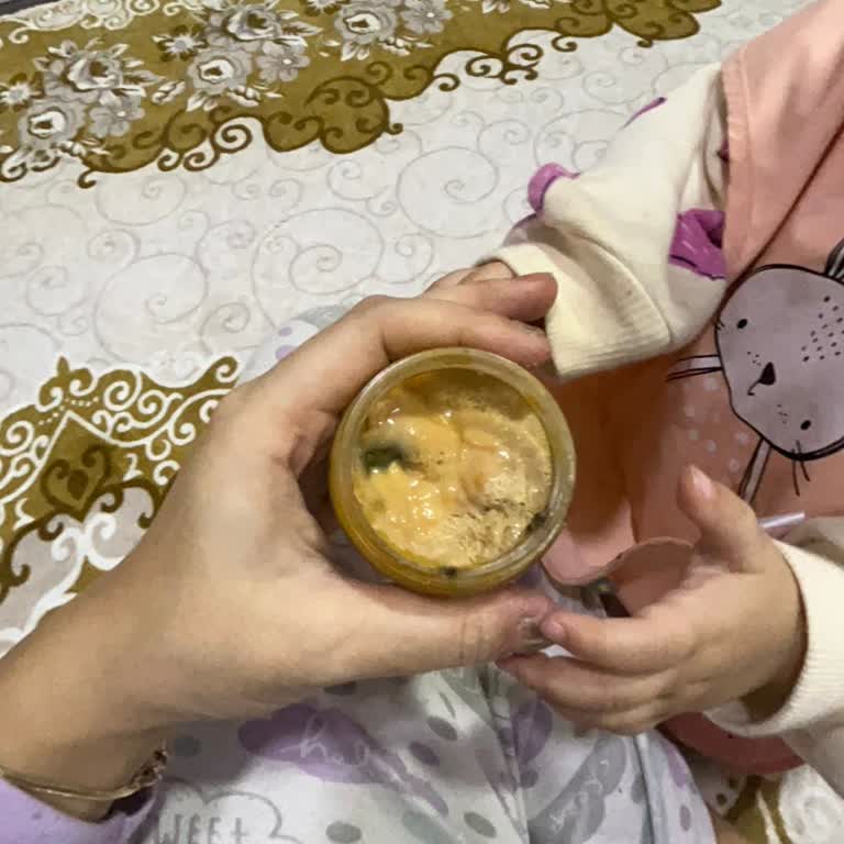 Bozuk Ve Küflü Mama Hayal Kırıklığı