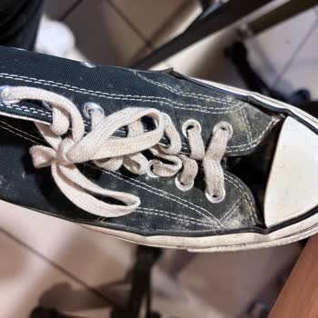 Converse Ayakkabıda Açılma Ve Küf Sorunu