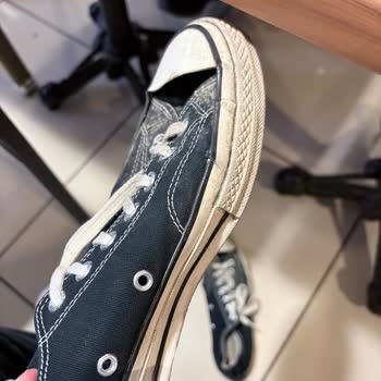 Converse Ayakkabıda Açılma Ve Küf Sorunu