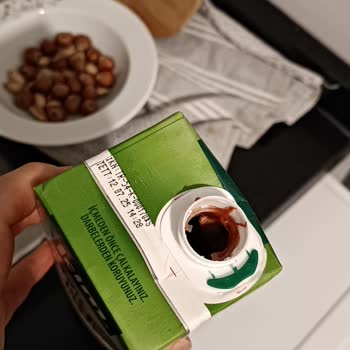 İçim Vişne Suyunda Çürük Tad Ve Koku Şoku