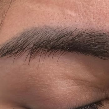 Natural Kalıcı Makyaj Kendi Batırdığı Kaşı Zaten Öyleymiş Gibi Davrandı