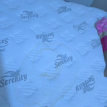 Bambi Serenity Yatakta Büyüyen Pas Lekesi Sorunu