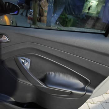 Ford Kuga Arka Kapı Döşemesi Kabarma Sorunu