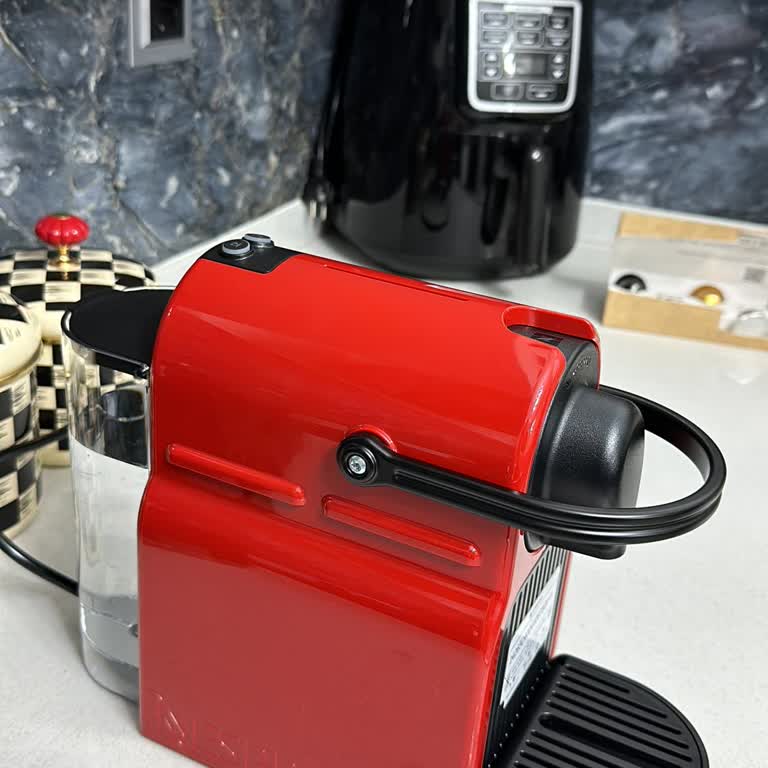 Nespresso Makinesi İlk Kullanımda Arızalı Çıktı Müşteri Hizmetleri Ulaşılmaz