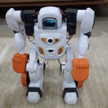 Clementoni Airo Robotu: Montaj Zorluğu Ve Aldatıcı Reklamlar