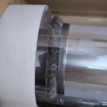 Dyson V15 Süpürgede Toz Ve Çizik Sorunu