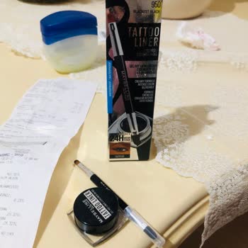 Maybelline Jel Eyeliner Ürünü Ve Eve Mağazasının İlgisizliği