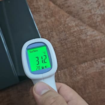 Samsung Yetkili Servisinde Çözülemeyen Menteşe Ve Isınma Problemleri