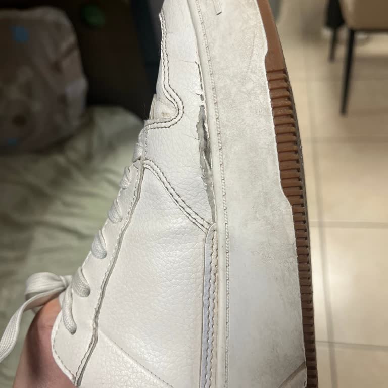 Yeni Ayakkabının Hızla Yıpranması