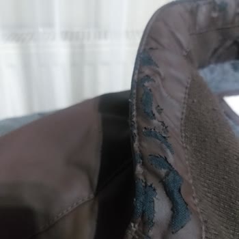 LCW Montun Yaka Kısmında Erken Aşınma Sorunu