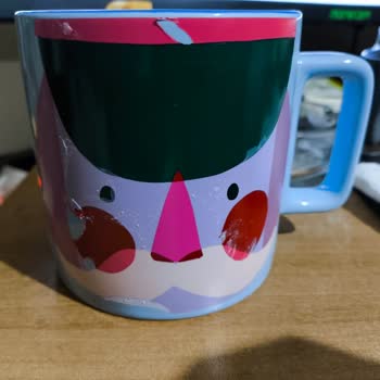 Starbucks Kampanyasındaki Bardaklar İlk Yıkamada Tarumar Oldu