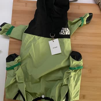 Su Geçiren Yağmurluk Ve İade Sorunu