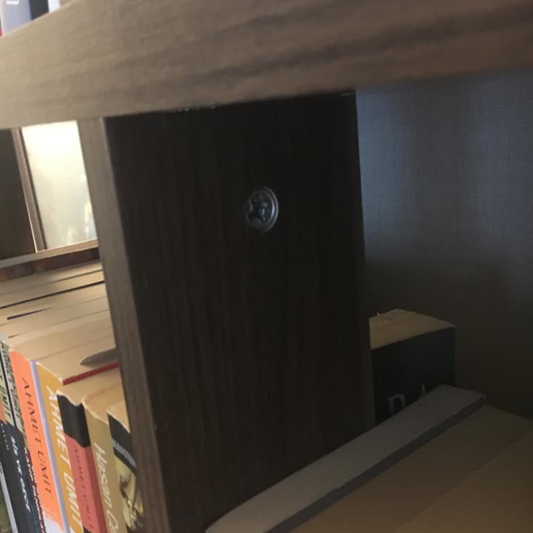 Kelebek Mobilya'da Montaj Sorunu Ve İlgisizlik