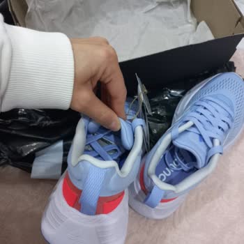 Adidas'tan Beklenmedik Uzun Süreli Değişim Süreci