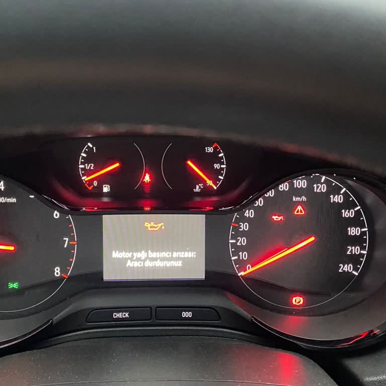 Opel Servisinde İkame Araç Ve İletişim Sorunu