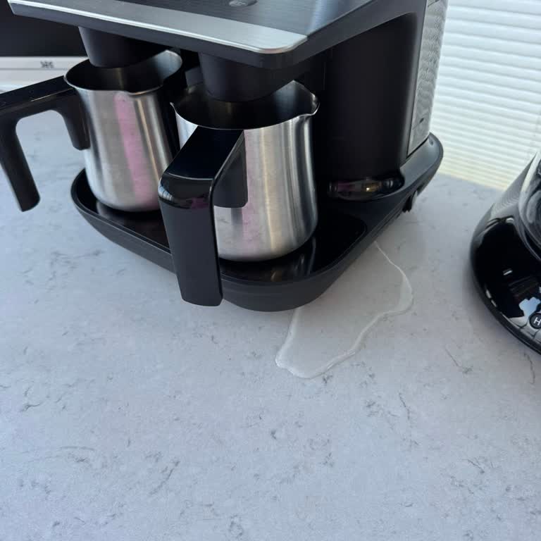 Arızalı Kahve Makinesi Ve Yetersiz Servis Hizmeti