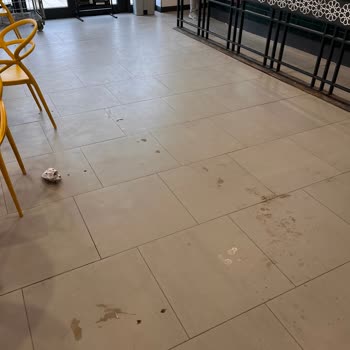 Bursa Şehir Hastanesi Kantininde Temizlik Sorunu