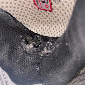 New Balance Ayakkabıda Hayal Kırıklığı: Kalite Sorunları Ve Müşteri Hizmetleri