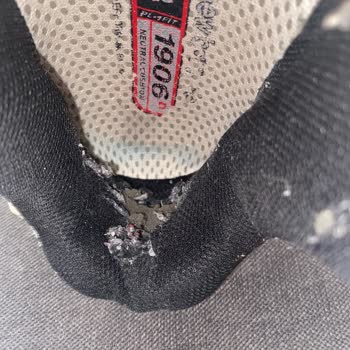 New Balance Ayakkabıda Hayal Kırıklığı: Kalite Sorunları Ve Müşteri Hizmetleri