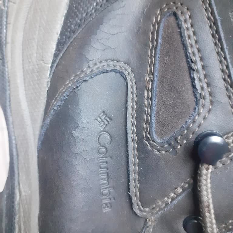 Columbia Botumun Derisi Neden Bu Kadar Hızla Yıprandı?