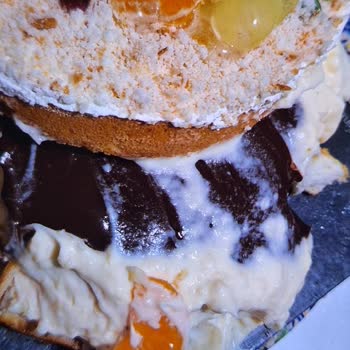 Yanıltıcı Pasta Satışı Ve İlgisiz Müşteri Hizmeti