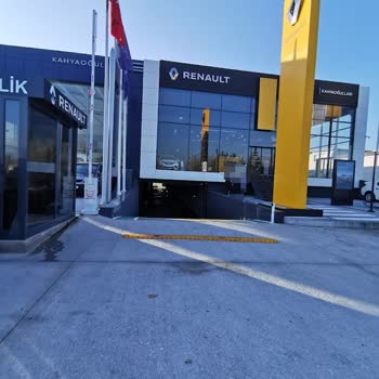 Renault Otobanda Köpeğe Çarpma Sonrası Sigorta Ve Servis Sorunu