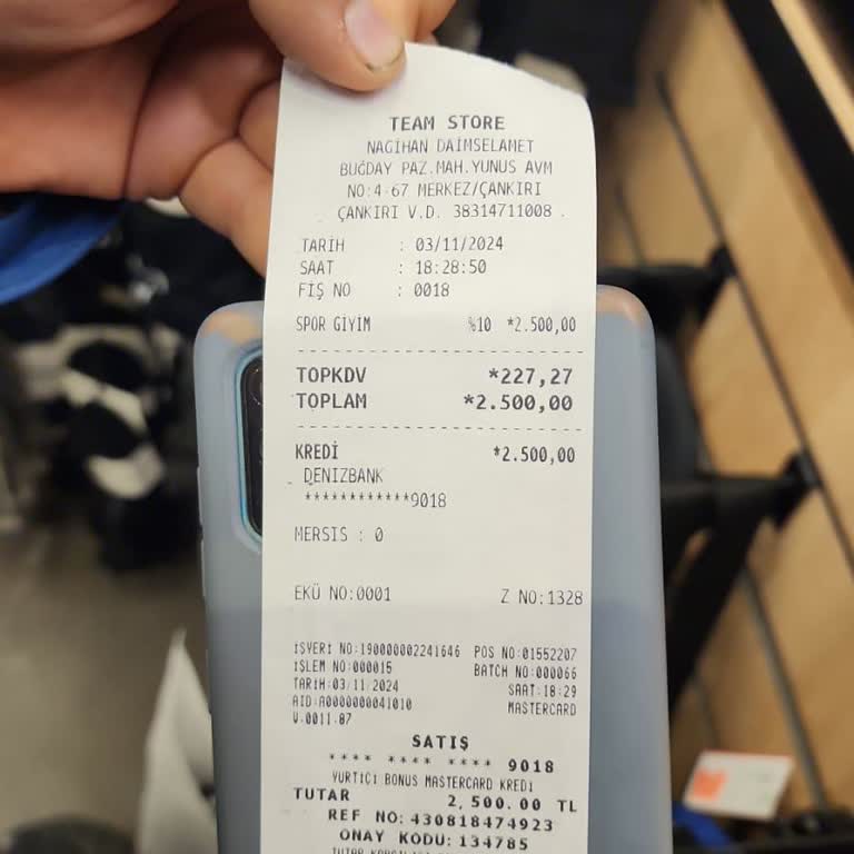 Team Store Hatalı Ürün Ve İlgisiz Müşteri Hizmetleri