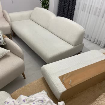 Düğün Paketi Hayal Kırıklığı: Kirli Ve Bozuk Koltuklar