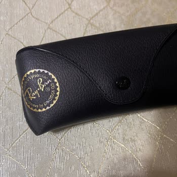 Hepsiburada'dan Orjinalliği Şüpheli Gözlük Şoku!