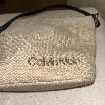 Calvin Klein Çanta Deformasyonu: Müşteri Memnuniyetsizliği Ve İade Talebi