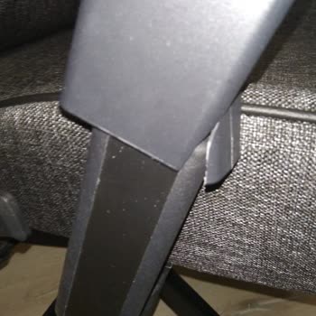 Hawk Gaming Chair FAB V5 Sağ Kol Sorunu