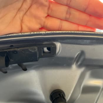 Opel Grandland'de Boya Ve Deformasyon Sorunları