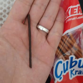 Ülker Krakerde Yanmış Plastik Şoku!
