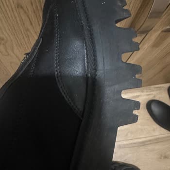 Trendyol'dan Aldığım Botun Tabanı Ayrıldı