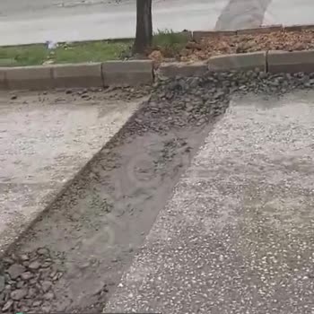 Hankook Lastikleri Hatay Antakya Serinyol Yol Çukuru